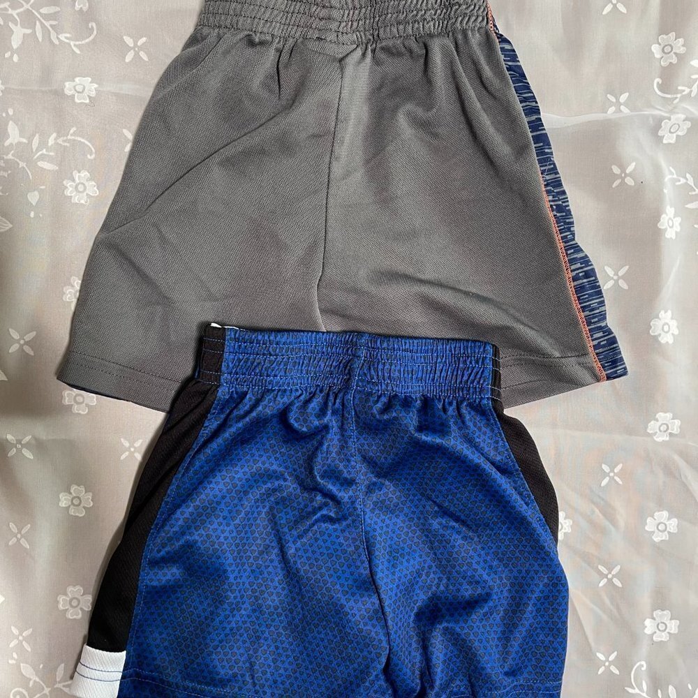 SET Of 2 Shorts For Boys Size 2T Body Glove Grey And Blue Summer Elastic Waist